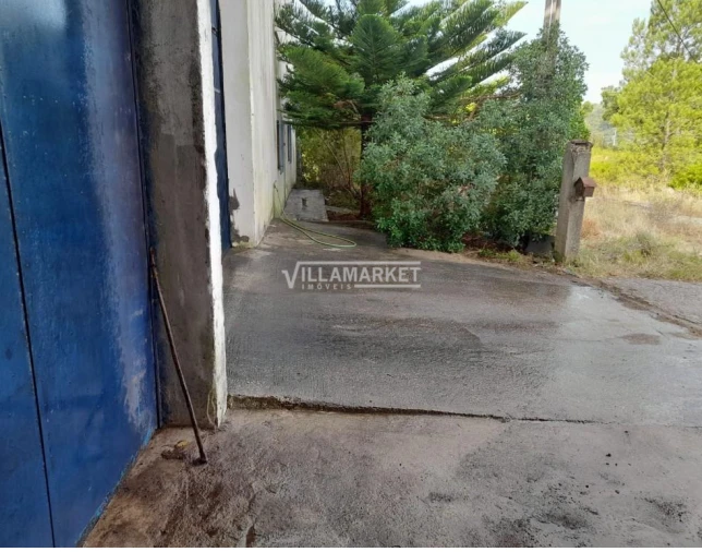 Armazém para Venda em Amiais de Baixo Foto 3