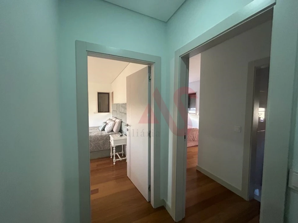 Moradia T4 para Venda em Cristelos, Boim e Ordem Foto 17