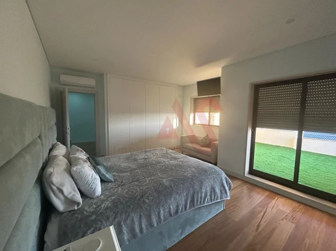 Moradia T4 para Venda em Cristelos, Boim e Ordem Foto 19