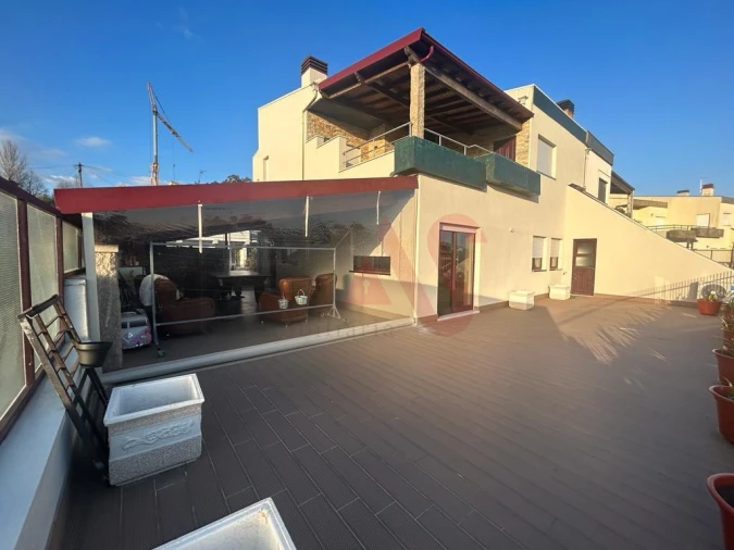 Moradia T4 para Venda em Cristelos, Boim e Ordem Foto 29