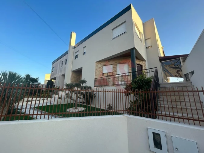 Moradia T4 para Venda em Cristelos, Boim e Ordem Foto 32