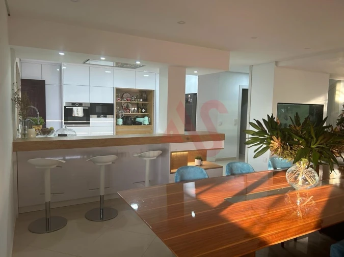 Moradia T4 para Venda em Cristelos, Boim e Ordem Foto 3