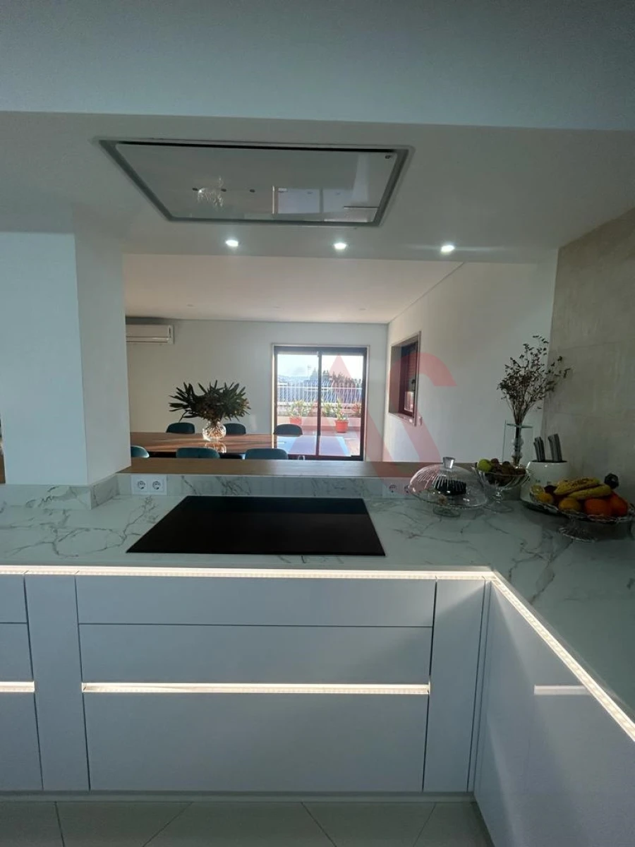 Moradia T4 para Venda em Cristelos, Boim e Ordem Foto 8