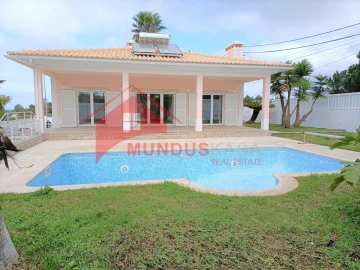 Moradia T5 para Venda em Sesimbra (Castelo)