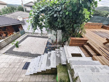 Moradia T4 para Venda em Bodiosa