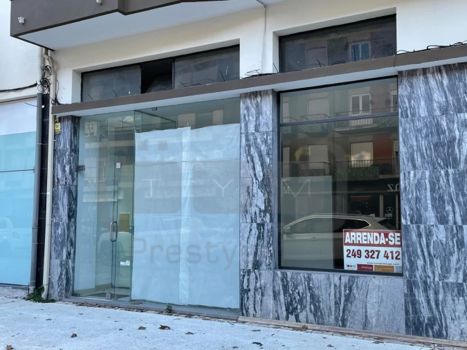 Loja para Arrendamento em São João Baptista e Santa Maria dos Olivais Foto 14