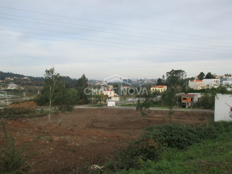 Terreno para Venda em Arcozelo Foto 3