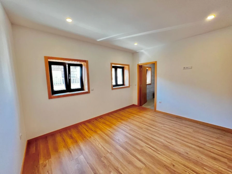 Moradia T3 para Venda em Vila Cova da Lixa e Borba de Godim Foto 5