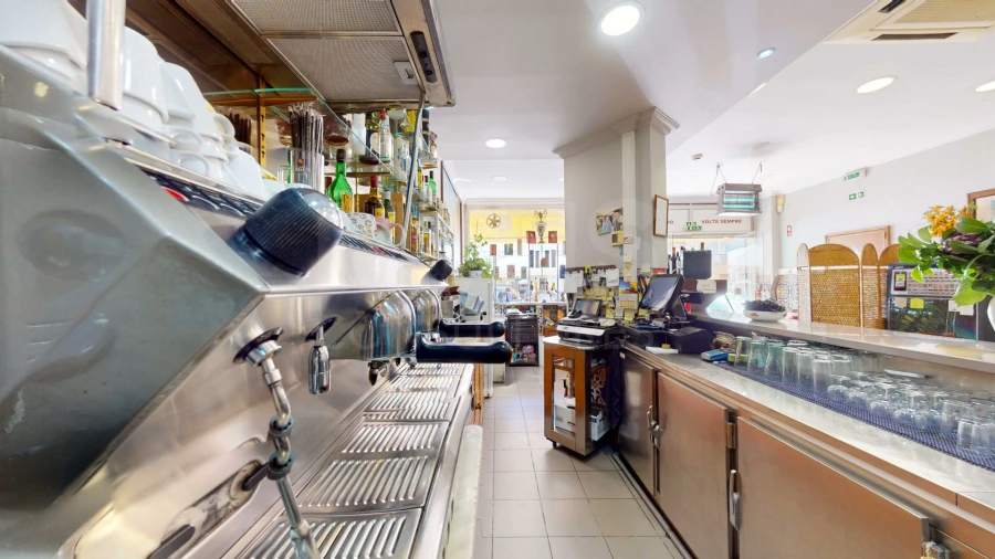 Loja para Venda em Póvoa de Santa Iria e Forte da Casa Foto 10