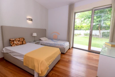 Moradia T5 para Venda em Carvalhal
