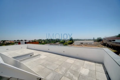Moradia T3 para Venda em Alcabideche