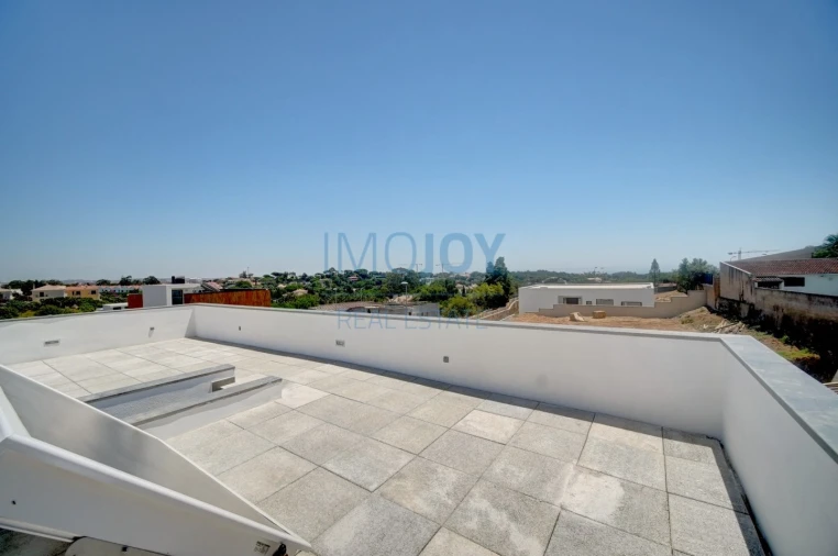 Moradia T3 para Venda em Alcabideche Foto 31