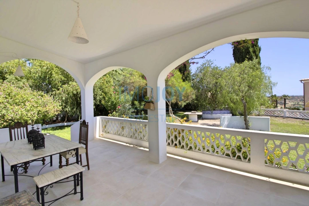 Moradia T4 para Venda em Alcantarilha e Pêra Foto 3