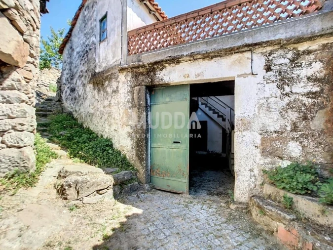 Moradia T5 para Venda em Redondelo Foto 2