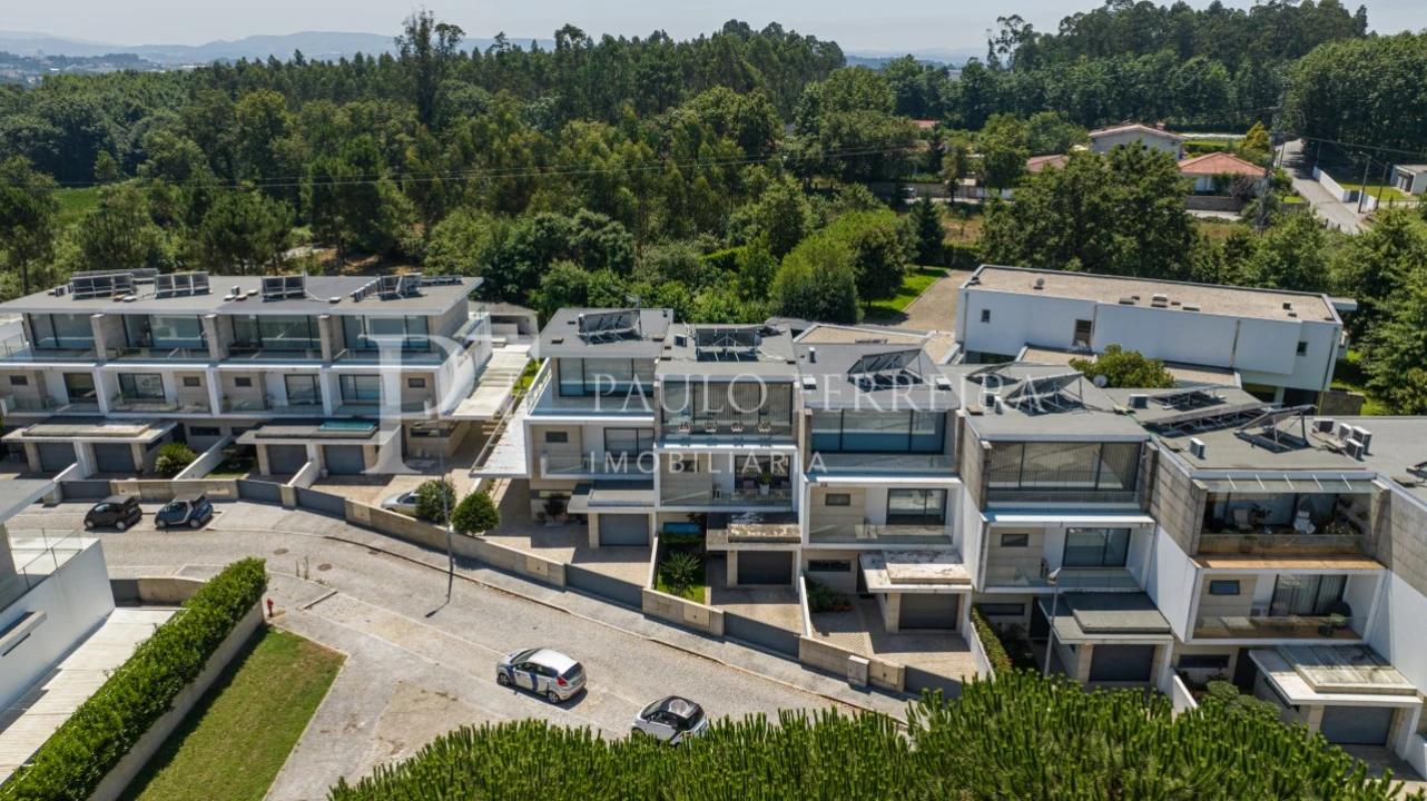 Moradia T4 para Venda em Antas e Abade de Vermoim Foto 53