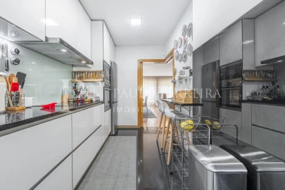 Moradia T4 para Venda em Antas e Abade de Vermoim
