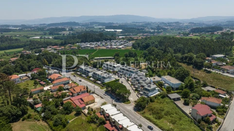 Moradia T4 para Venda em Antas e Abade de Vermoim