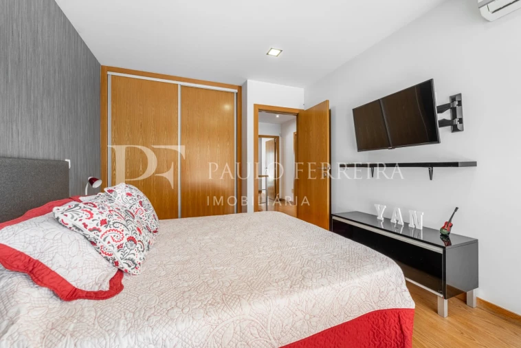 Moradia T4 para Venda em Antas e Abade de Vermoim Foto 31