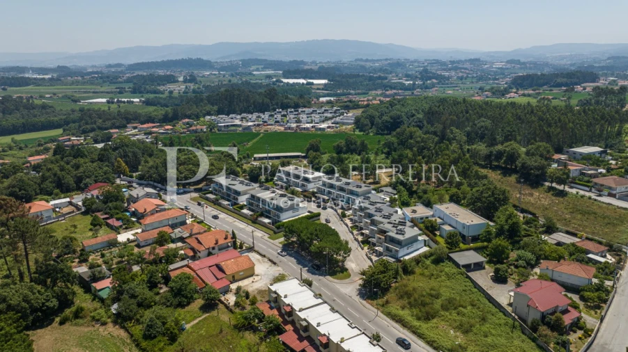 Moradia T4 para Venda em Antas e Abade de Vermoim Foto 50