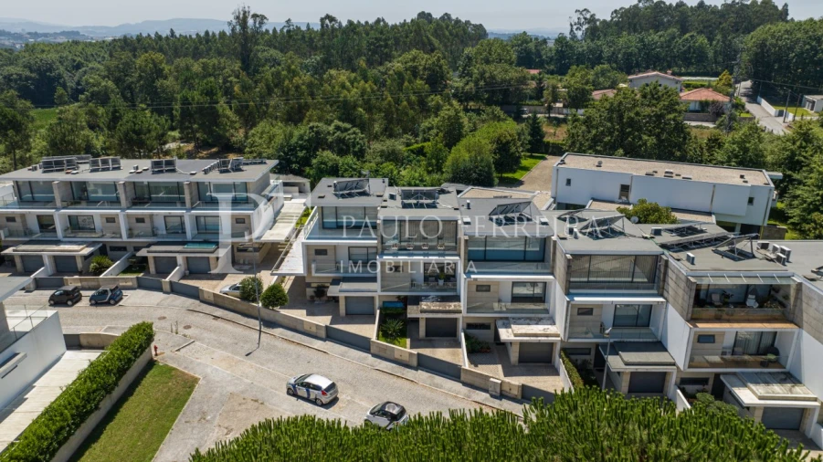 Moradia T4 para Venda em Antas e Abade de Vermoim Foto 53