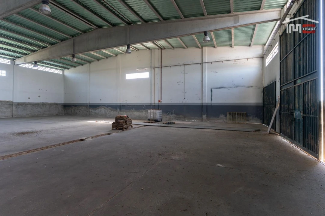 Armazém para Arrendamento em Moitas Venda Foto 18