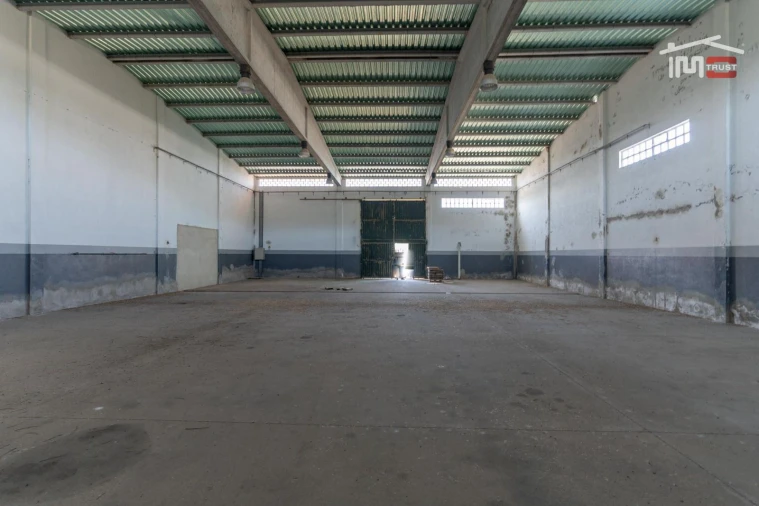 Armazém para Arrendamento em Moitas Venda Foto 13