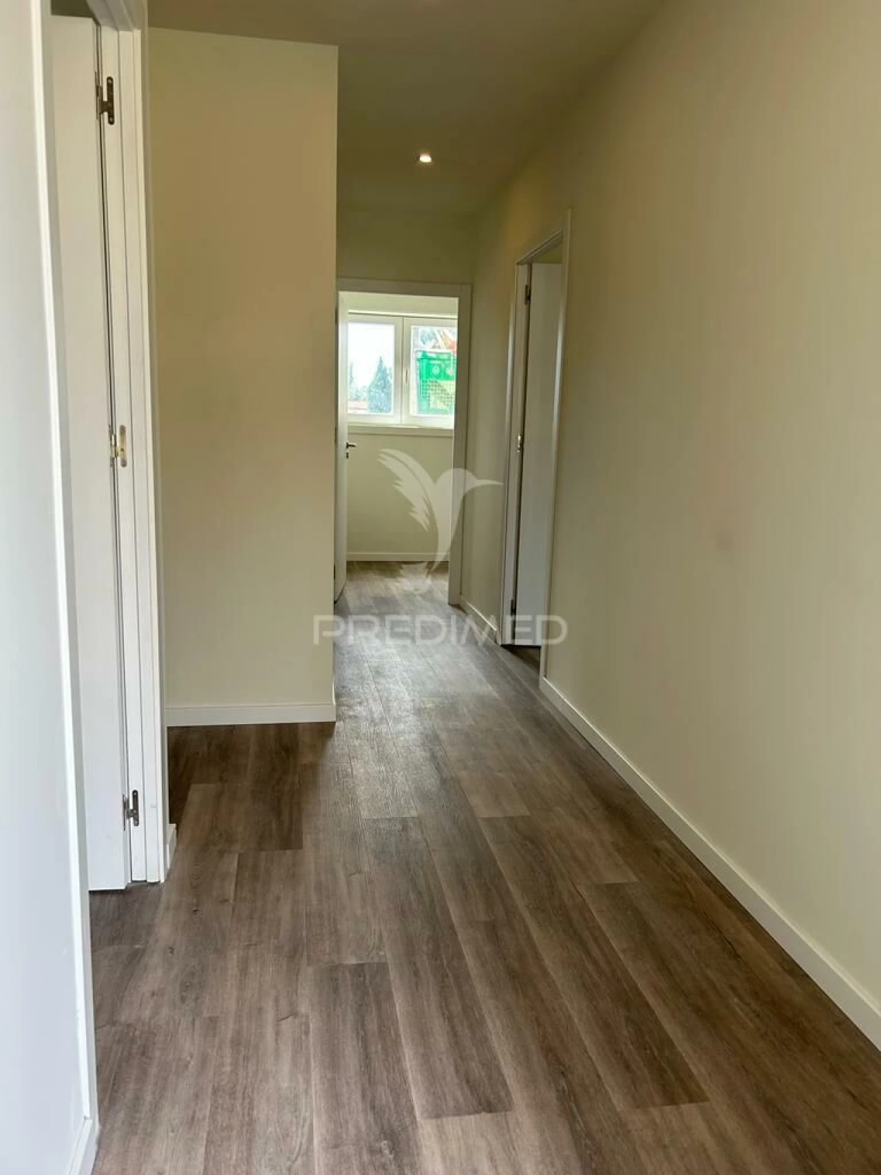 Prédio para Venda em Oliveira do Douro Foto 11