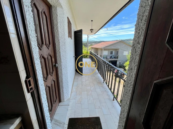 Moradia T3 para Venda em Vila Verde Foto 11