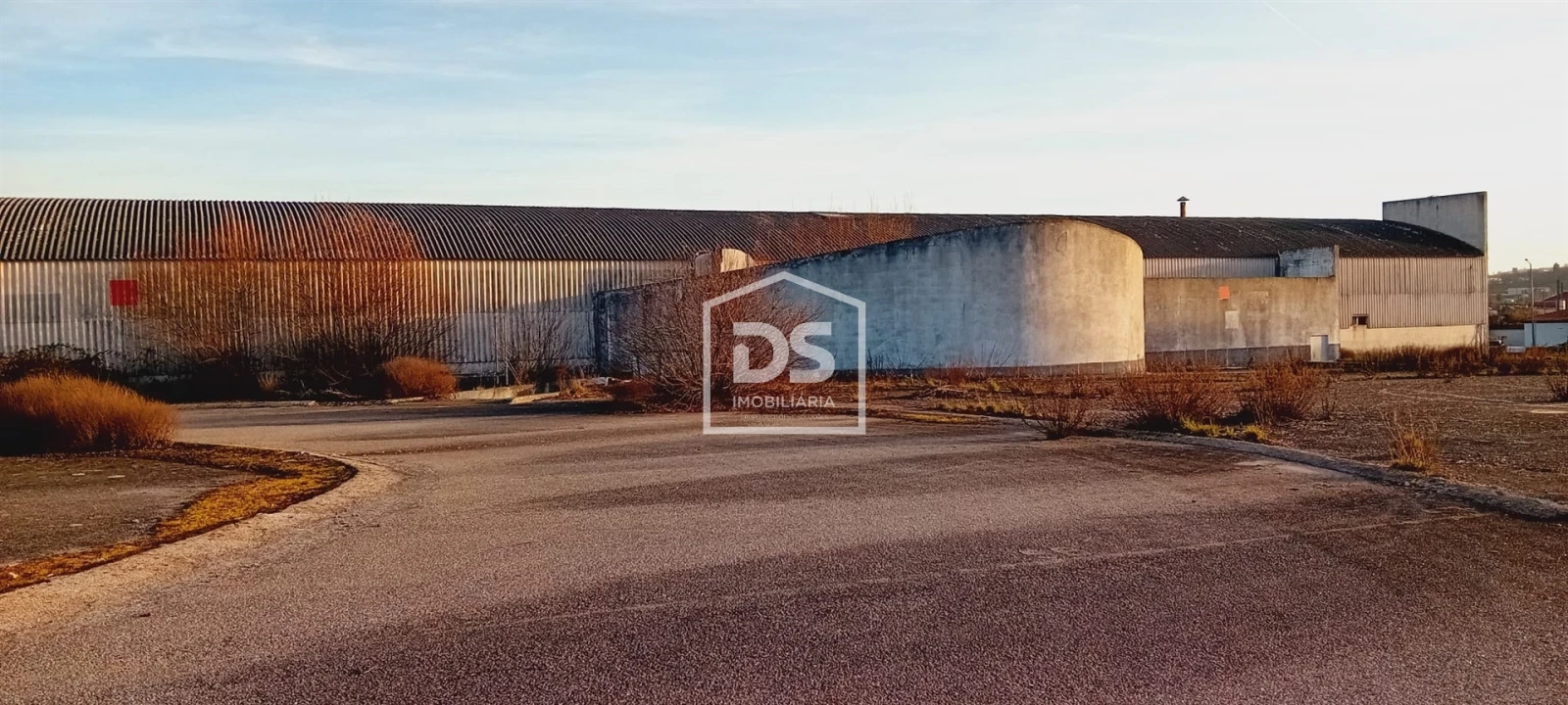 Armazém para Venda em Guarda Foto 7