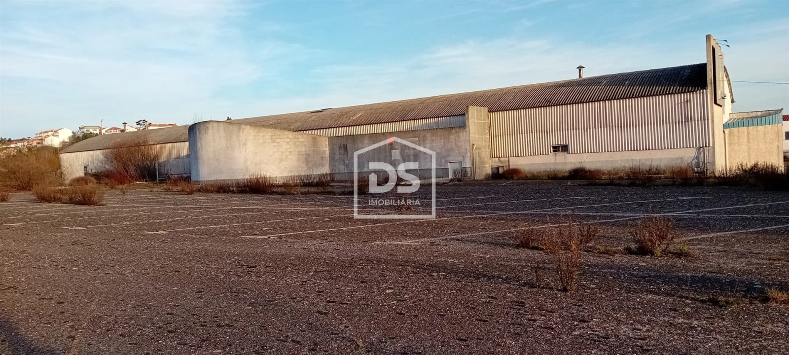 Armazém para Venda em Guarda Foto 9