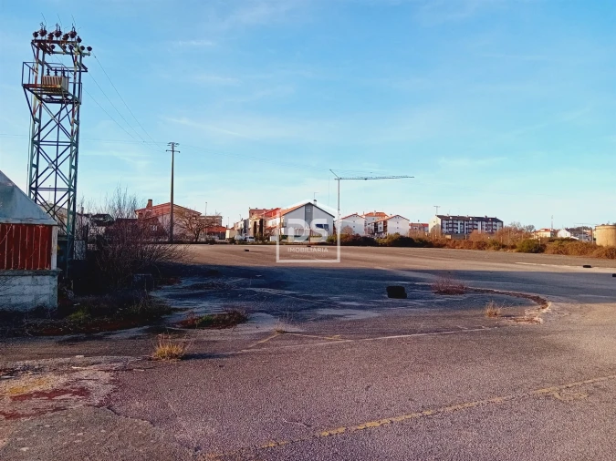 Armazém para Venda em Guarda Foto 5