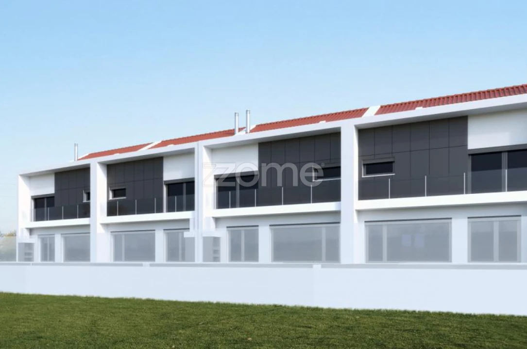 Moradia T4 para Venda em Alcochete Foto 3
