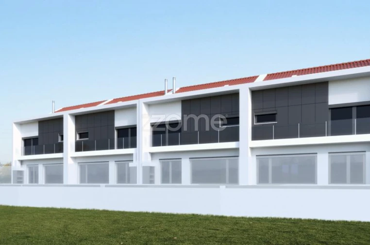 Moradia T4 para Venda em Alcochete Foto 3