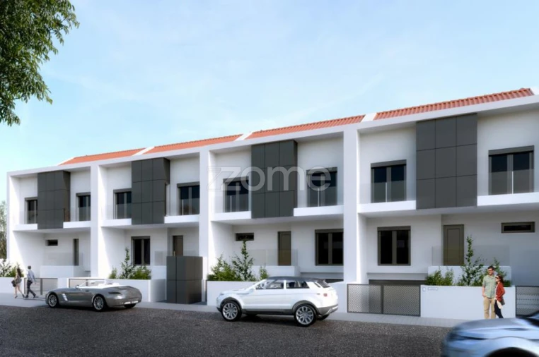 Moradia T4 para Venda em Alcochete Foto 4