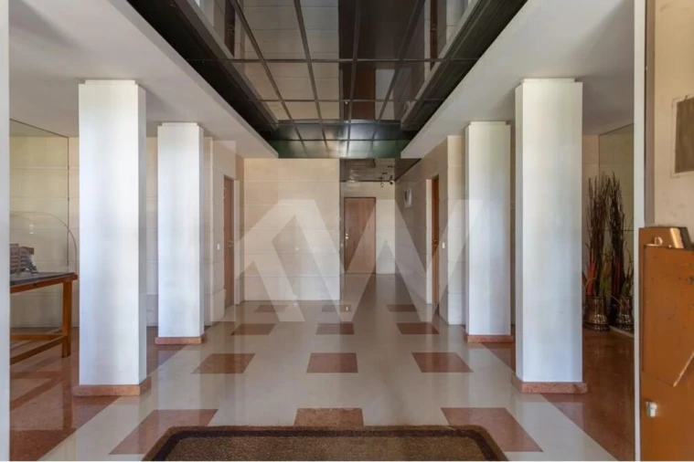 Apartamento T3 para Venda em Avenidas Novas Foto 48