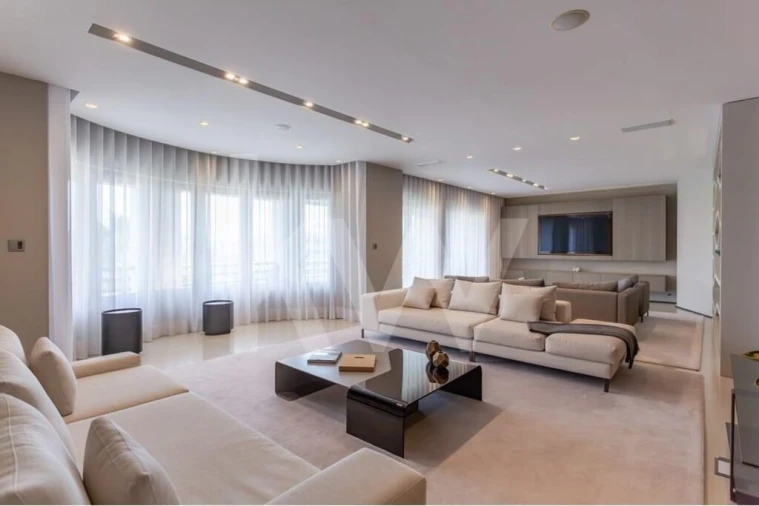 Apartamento T3 para Venda em Avenidas Novas Foto 9