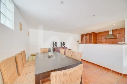Moradia T6 para Venda em Sesimbra (Castelo)