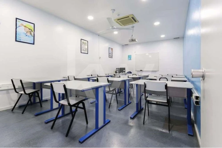 Loja para Venda em Alvalade Foto 15