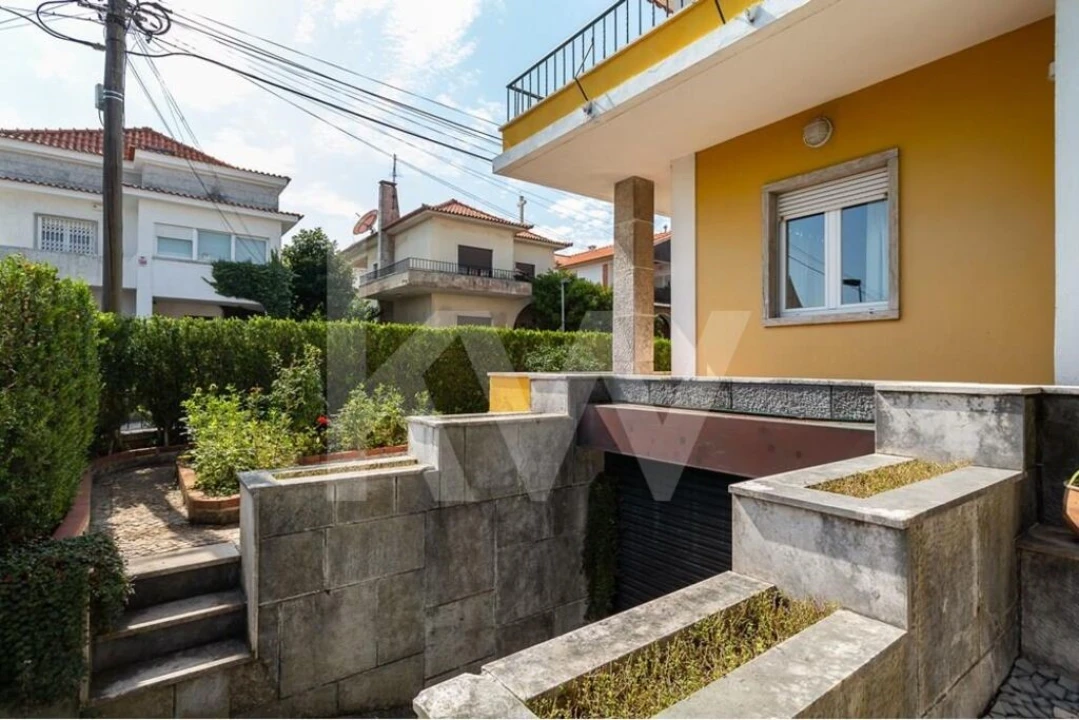 Moradia T4 para Venda em Algés, Linda-A-Velha e Cruz Quebrada-Dafundo Foto 53