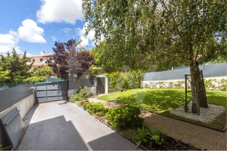 Moradia T5 para Venda em Oeiras e São Julião da Barra, Paço de Arcos e Caxias Foto 76