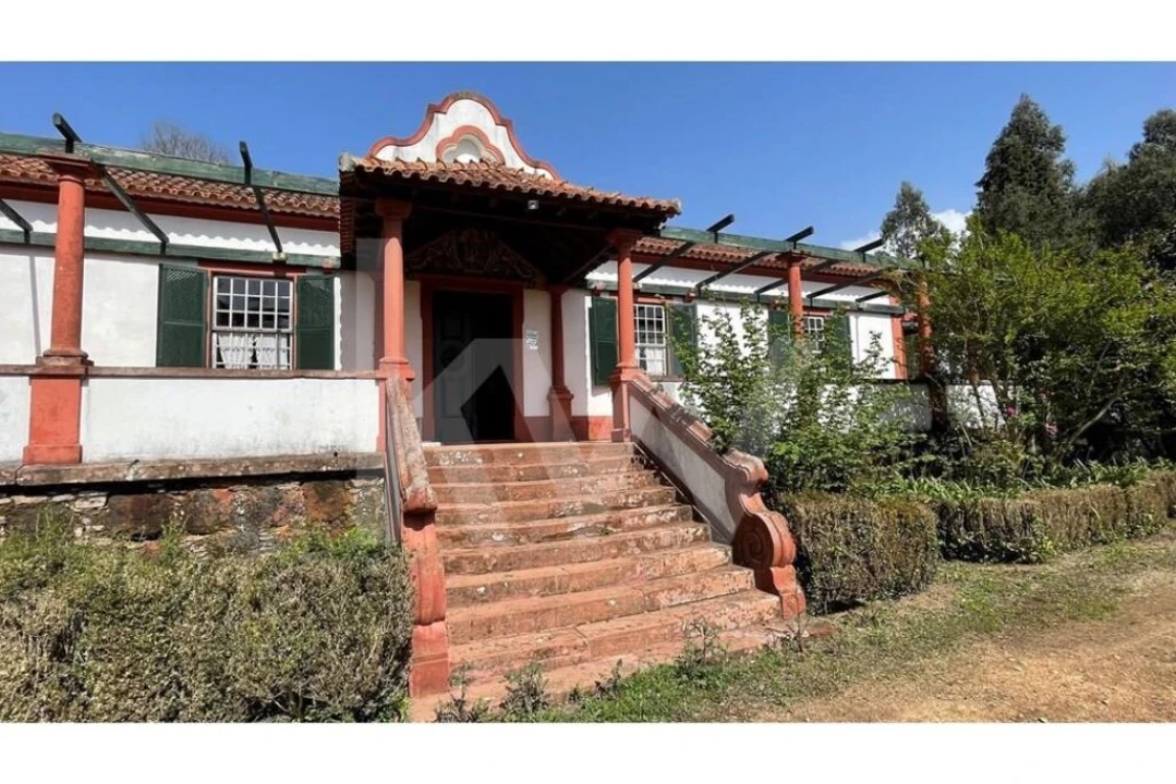 Moradia T9 para Venda em Recardães e Espinhel Foto 18