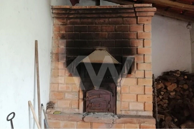 Moradia T9 para Venda em Recardães e Espinhel Foto 65