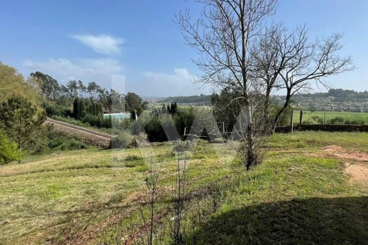 Moradia T9 para Venda em Recardães e Espinhel Foto 71