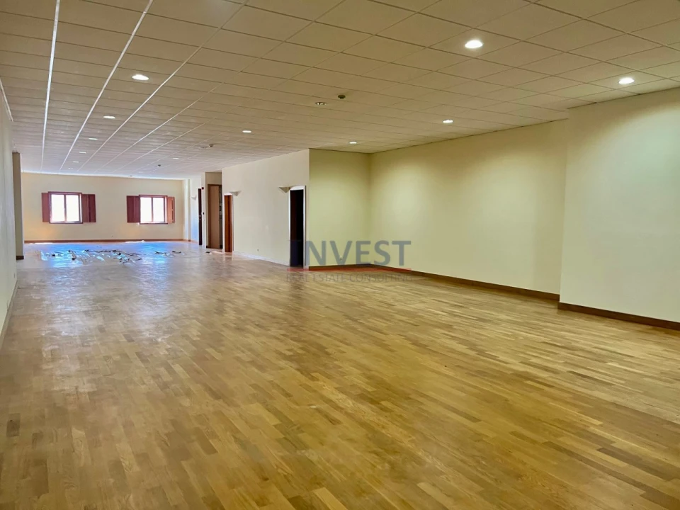 Armazém para Arrendamento em Cedofeita, Santo Ildefonso, Sé, Miragaia, São Nicolau e Vitória Foto 5