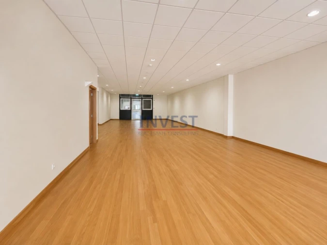 Armazém para Arrendamento em Cedofeita, Santo Ildefonso, Sé, Miragaia, São Nicolau e Vitória Foto 3