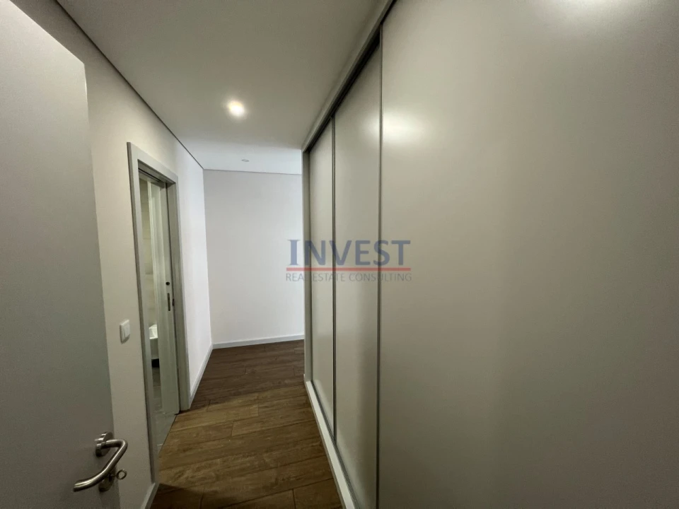 Apartamento T2 para Venda em Cedofeita, Santo Ildefonso, Sé, Miragaia, São Nicolau e Vitória Foto 11