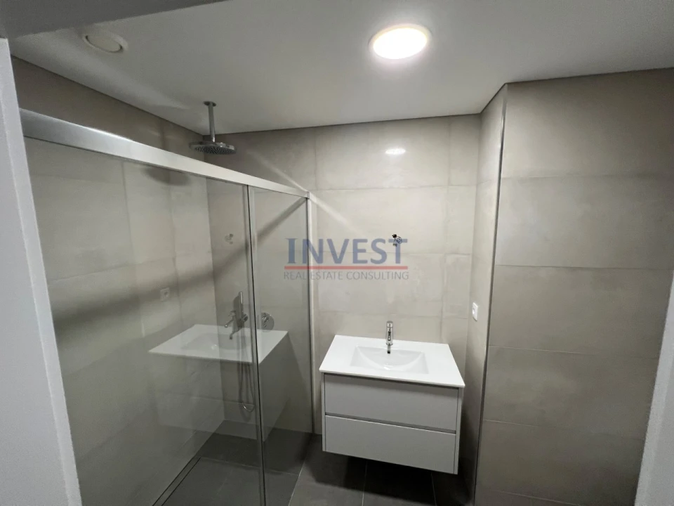 Apartamento T2 para Venda em Cedofeita, Santo Ildefonso, Sé, Miragaia, São Nicolau e Vitória Foto 14