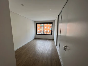 Apartamento T2 para Venda em Cedofeita, Santo Ildefonso, Sé, Miragaia, São Nicolau e Vitória