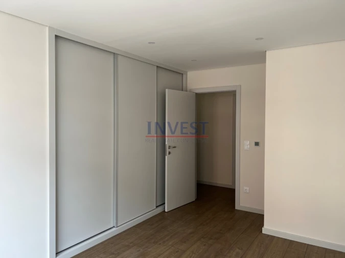 Apartamento T2 para Venda em Cedofeita, Santo Ildefonso, Sé, Miragaia, São Nicolau e Vitória Foto 17