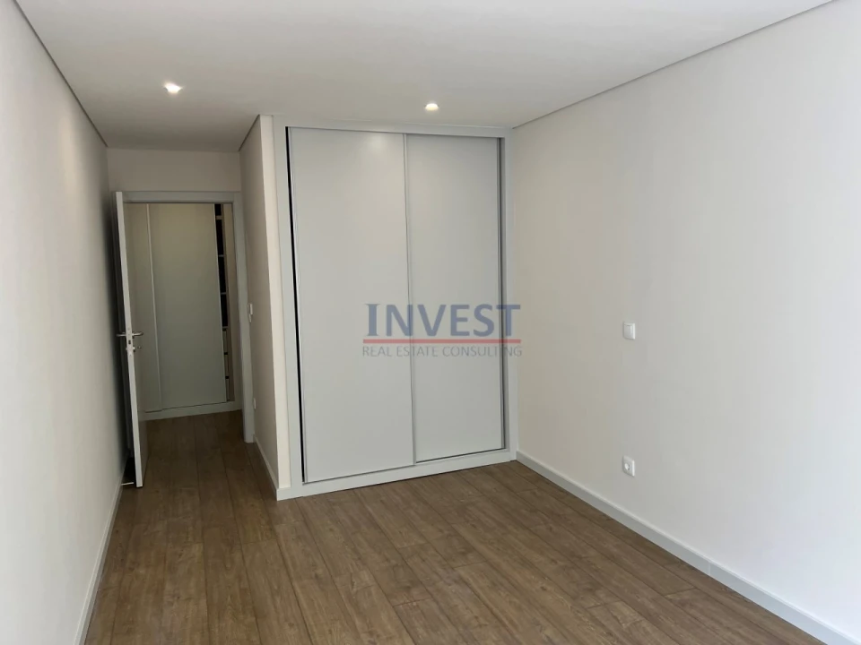 Apartamento T3 para Venda em Cedofeita, Santo Ildefonso, Sé, Miragaia, São Nicolau e Vitória Foto 9